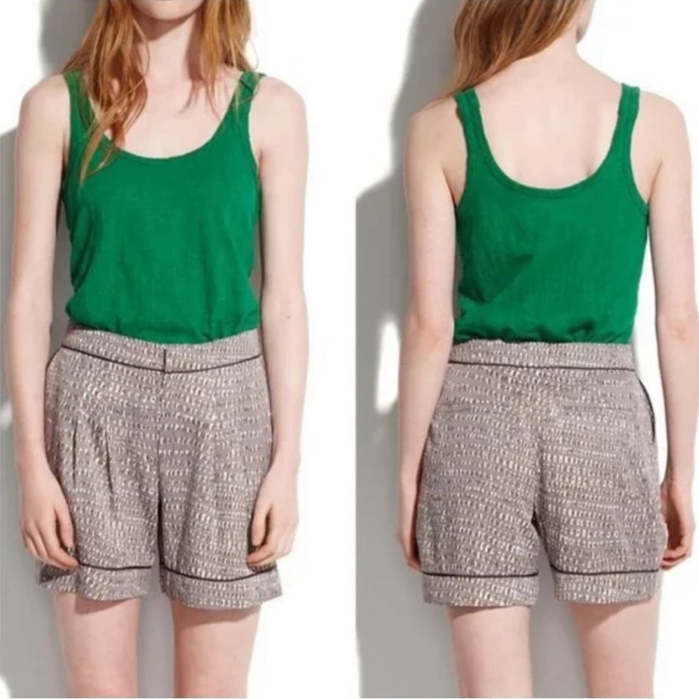 Broadway and Broome Colordot Shorts Size 4